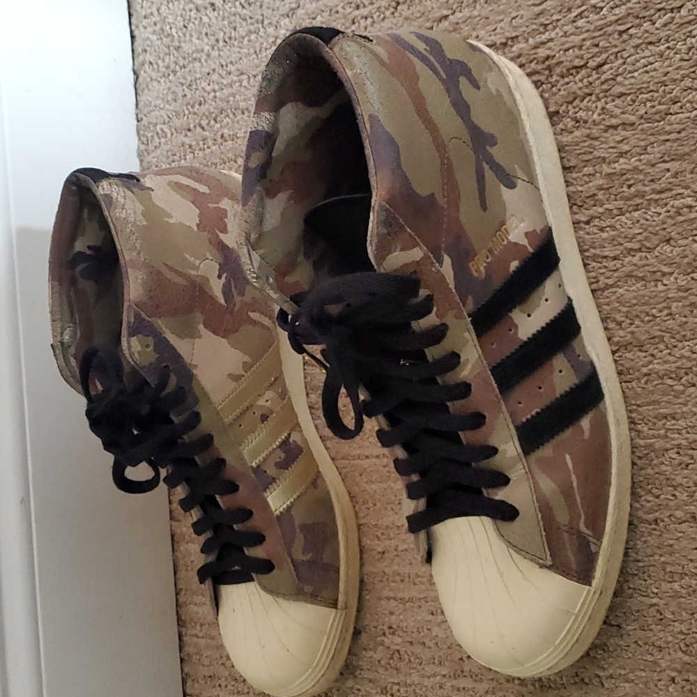 Sz 10.5 High Top Army Fatigue Adidas